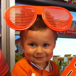 MEGA ORANGE SHUTTER SHADES BR&Euml;LL (8 Stk.)