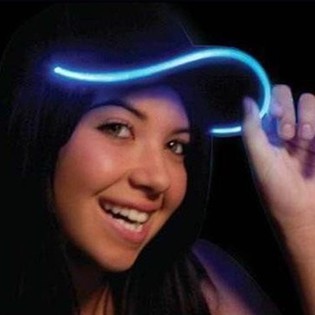 LIICHTEND LED MUTZ / PARTY CAPS - FAARF: BLO (6 Stk)