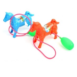 Lafend P&auml;erd mat Handpompel (24 Stck.)